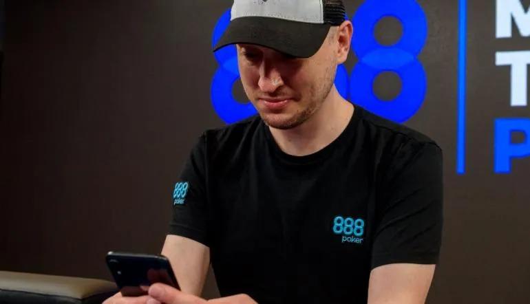 Vom Online zum Live Poker: 5 Profi-Tipps